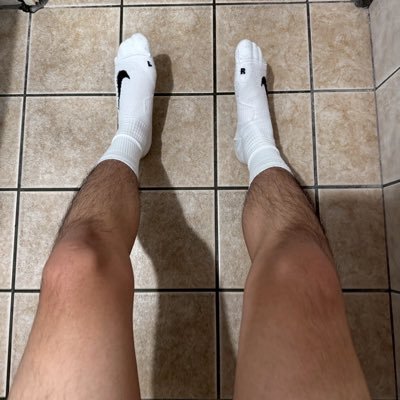《🔞本帳內含敏感內容,未滿十八歲請勿追蹤觀看🔞》原味私訊|不定時更新|歡迎追蹤認識|IG:_socks.top #白襪控 #小腿 #三角 #西裝 #軍職 #上翹 #純一 #onprep #猴痘疫苗 #私訊帶照