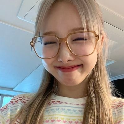 for #nayeon #karina #taeyeon #bini — namo enthusiast 🐰🍑