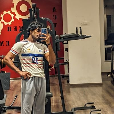 anukalp2003's profile picture. 21, Engineering ,Quant