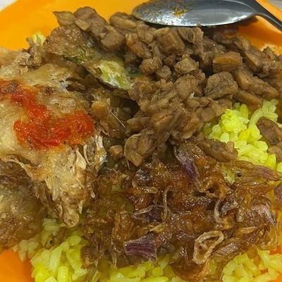ngalorngidul21's profile picture. gatau
