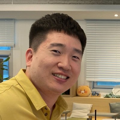 SoManySYHs's profile picture. 🤪🍨 Head of AI Research Team at HITS https://t.co/fP9GWZiuCv.
AI for drug discovery.