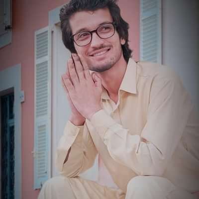 Nawroozkha43400's profile picture. 