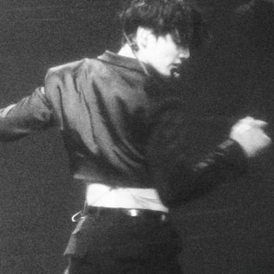 jjkthvsa's profile picture. i'm supposed to be an adult but fuck it, i need a minute.