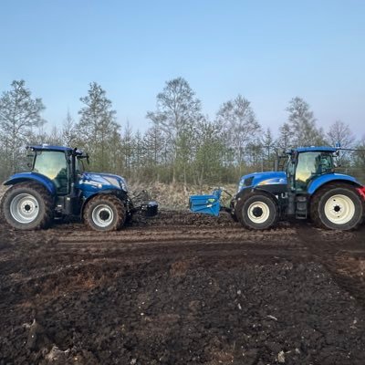 機械大好きです!農業のことは全く分かりません、十勝の原種馬鈴薯農家ですFORD4000、4630、5635、T6020elite 、T6080、T7.225 KOMATSU WA100-1、WA100-8