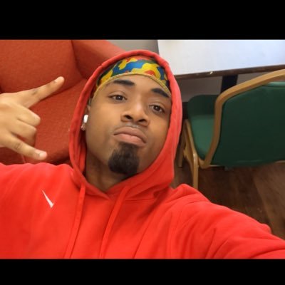 #GamecockNation🐔 🐔 OVER EVERYBODY . Hoops 🏀🏀🏀 . @WNBA Fan 💯💯. #AcesGang 🤘🏽 #DUKEMBB 😈😈 Part-Time Jokester