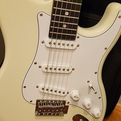 EmQa9d1fnV72653's profile picture. FJK 自分を変えたい

かなり熱しやすく冷めやすい