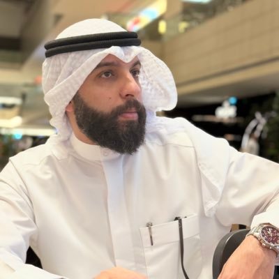 دكتوراه إعلام رقمي - كاتب وصحفي سابق بجريدة الراي والجريدة