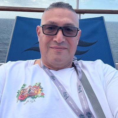 rchavez0899's profile picture. 