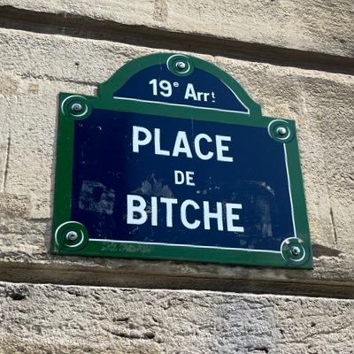 de l’autre côté d’la mer j’entends encore le métro