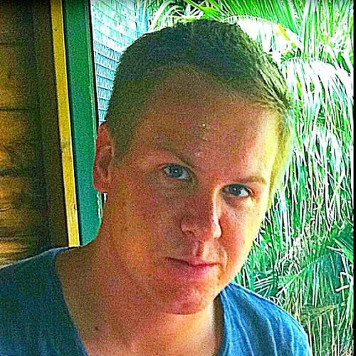 TheFutureIsUrs's profile picture. Freelance drinker and chilled out entertainer!