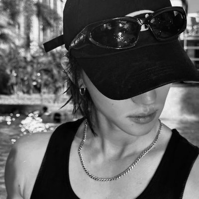 kremestix_'s profile picture. 