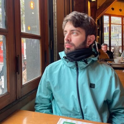 carloosneem's profile picture. 