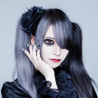 V系で1番可愛い女形/バンドやサポートのお誘いはDMまで⸜❤︎⸝ ◼️NEXT→9/10(獅子王ワンマン)22・26・30