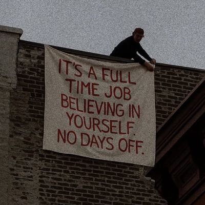 01buckman's profile picture. that's so random   : )