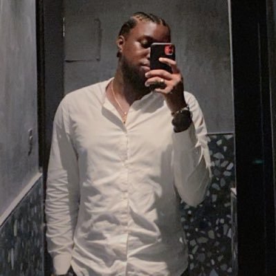 Ire_Ak's profile picture. GEMINI & GRINCH... Nina Simone 🖤/ Tired of being perceived🙃