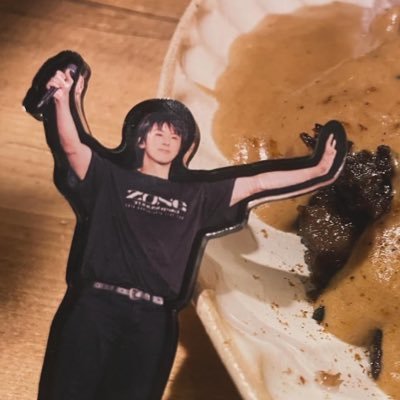 yhyh2618's profile picture. °˖✧◝(*∵*)◜✧˖°