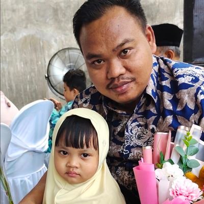 iman_kak's profile picture. Berangkat dari kekuatan terbesar semua akan mudah!
kekuatan terbesar itu adalah yakin pada hati sendiri