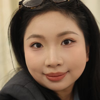 Qudora_J's profile picture. Thinker