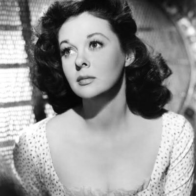 kuyinsanta's profile picture. hala birileri var