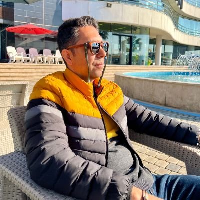 Rezaparizad6684's profile picture. 