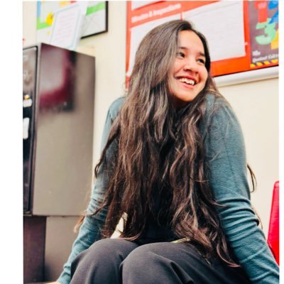 HrishikaSpeaks's profile picture. 