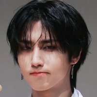 bug in disguise (~`o´~) (@jsngleftboob) 's Twitter Profile