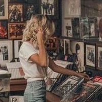 Floree (@floree613240) 's Twitter Profile