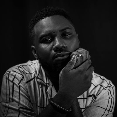 🇸🇱🇬🇲 | Christian | 🎹🎛️🎶 Weird creative | Physics nerd, design geek, tech enthusiast, dürüm connoisseur 🌯 | Renewable energy & EVs | MUFC