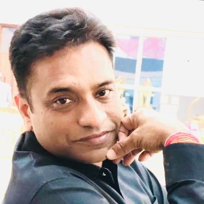 न चोरहार्यं न च राजहार्यं न भ्रातृभाज्यं न च भारकारि। व्यये कृते वर्धत एव नित्यं विद्याधनं सर्वधनप्रधानम्॥