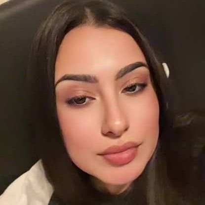 I'm a skilled makeup artist passionate about enhancing natural beauty. With many years of experience, I specialize in Makeup, Nails, bridal, editorial.