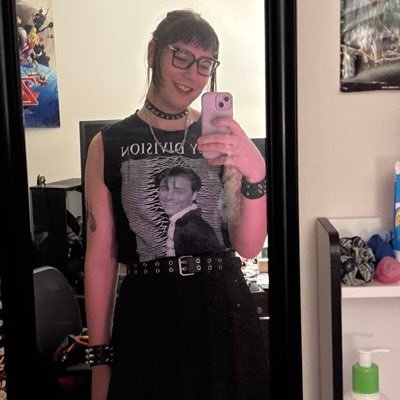 she/it, 30, lots of star wars and gay shit 🏳️⚧️ COMPNOR intern