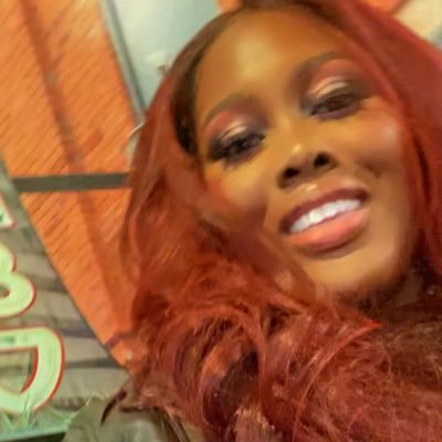 ✦ ♡ 𝚀𝚞𝚎𝚎♑️ of Hearts ♡ ✦ Heart. Soul. Eclectic. 👑 #Host 🎤 #Speaker 🎙#Music 🎶 #Beauty 💄#Fashion 👗 Listen to “𝓕𝖆𝖓𝖙𝖆𝖘𝖎𝖆” ᴱᴾ 💿 + Power 🆙