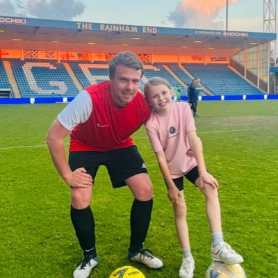 Season Ticket Holder at Gillingham FC 💙 Father to Miss Olivia-Rose ❤️ #Gills | Car Detailer
