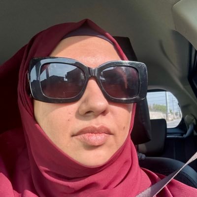 zubi_niazii's profile picture. Writer | Researcher | Editor