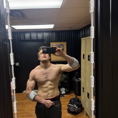 the2ndjayyy's profile picture. faith, family, fitness & finance