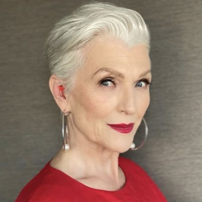 Mother of Elon musk CEO of Tesla company 🤖🇺🇸