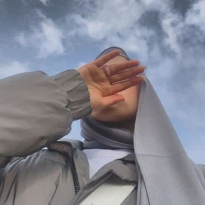 و قسم به رخنهیِ شوق در هنگامهیِ اشک؛ که آرزوها، آرزو نمیمانند...
✨پنهان شده در صدف
✨عاشق غروب آفتاب
✨دلدادهٔ وطن