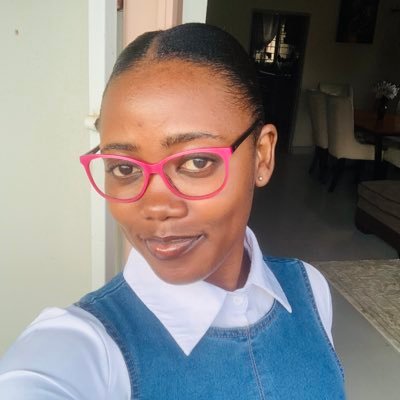 UI/UX Designer #NocodeTech #WomenInTech