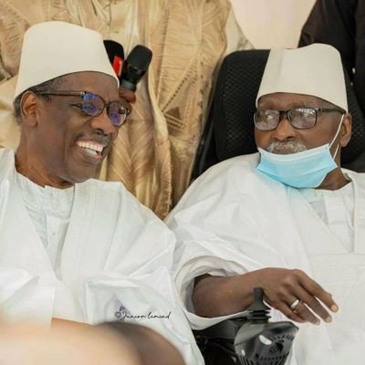 juriste politiste, spécialisé en études et pratiques des relations internationales 👨🎓 talibè cheikh seydi Ahmad at tidjanii👌❤️