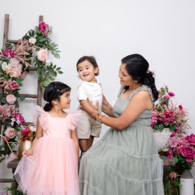 Celestial2211's profile picture. Girl & Boy mom - 2nd Grade Teacher - Peruvian