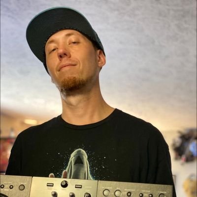 GialloNost13517's profile picture. 