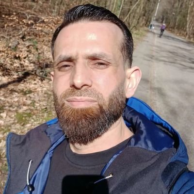 الشَّوقُ يَقتلُنِي إليك وحِيلتِي❤️❤
في عَتمةِ اللَّيلِ البَهيمِ دُعَاءُ !..❤️