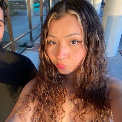 fundiscoball's profile picture. privacy sign on my door🤍🪷☀️🌷🐸🦭💌❣️🇲🇽🐰