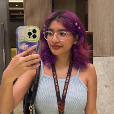 kristysnowman's profile picture. “your hair is the most violetest thing I have ever seen”