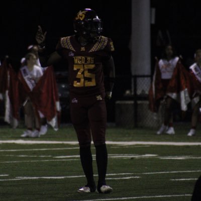 CO26 Kicker, Punter attended McDonogh 35 Senior high school 3.75 GPA Email hit me up chayboy68079@gmail.com or here collinschason@gmail.com 📲(504-512-6666)