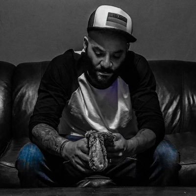 StuPferich's profile picture. Black & White Entertainment 🖤🤍 | NeuralRotica | Styla Fashions | LöwenLabs 🦁 | ubi amor, ibi dolor | Dark Mode