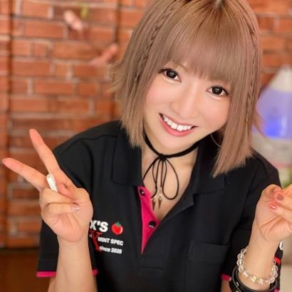 音楽(V系)🎶関係、旅行、カフェ☕✧、🎾、ドライブ🚗³₃大好き🤗『 MiNX'S🍅No.235 』応援してます