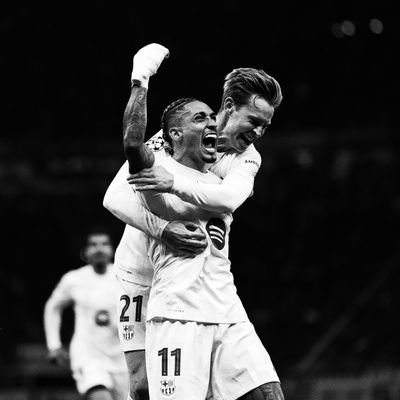 namoradaadoren's profile picture. messi, fc barcelona, corinthians, fdj, raphinha, books & taylor swift.