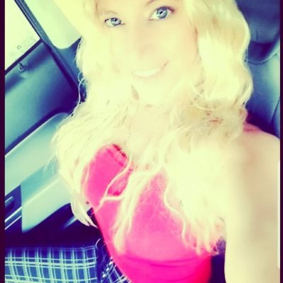 Amanda14562389's profile picture. Life's a garden dig it......  🌴🌴🌊South Florida Grown 🌊🌴🌴