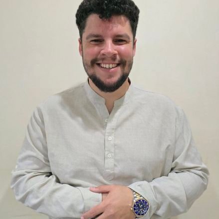 Software engineer. Cloud Architect. I share my experiences in https://t.co/FlwY2CbNWY